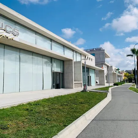 Luxury Residential - Two Bedrooms - Elysia - Center *