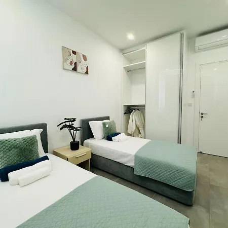 Luxury Residential - Two Bedrooms - Elysia - Center Apartment