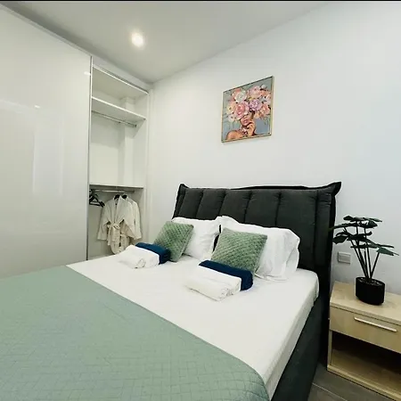 Apartment Luxury Residential - Two Bedrooms - Elysia - Center Paphos