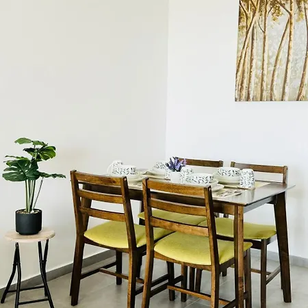 Luxury Residential - Two Bedrooms - Elysia - Center *